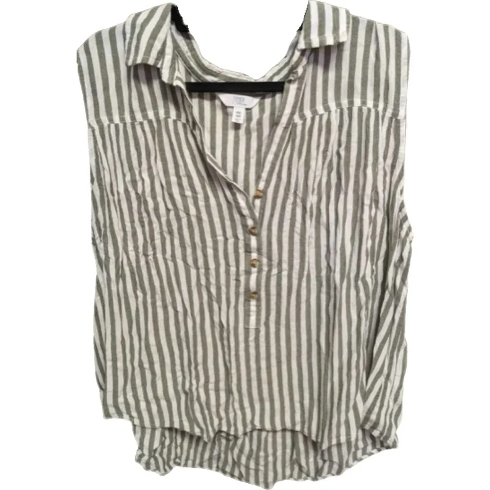 Green & White striped top - Picture 1 of 6